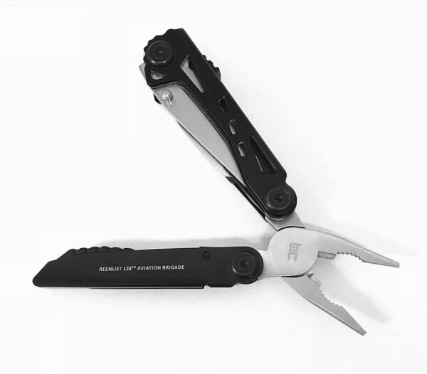 Basecamp® Fire Starter Multi-Tool - Image 6